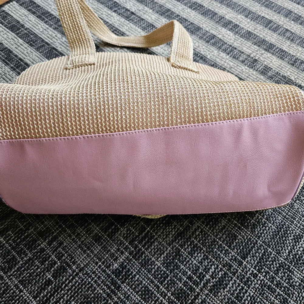 Vacation tote for kids